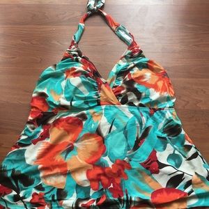 Bright floral tankini top! *Final Price*